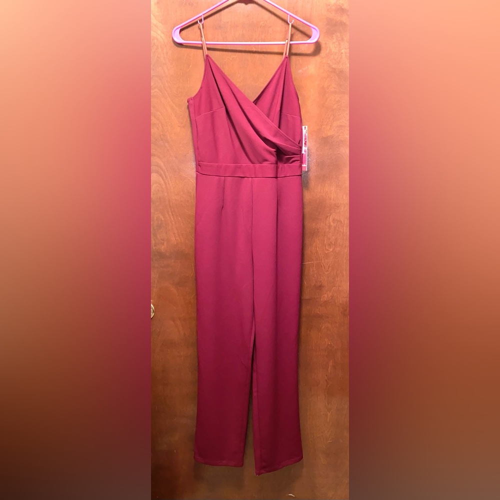 Wine red pantsuit